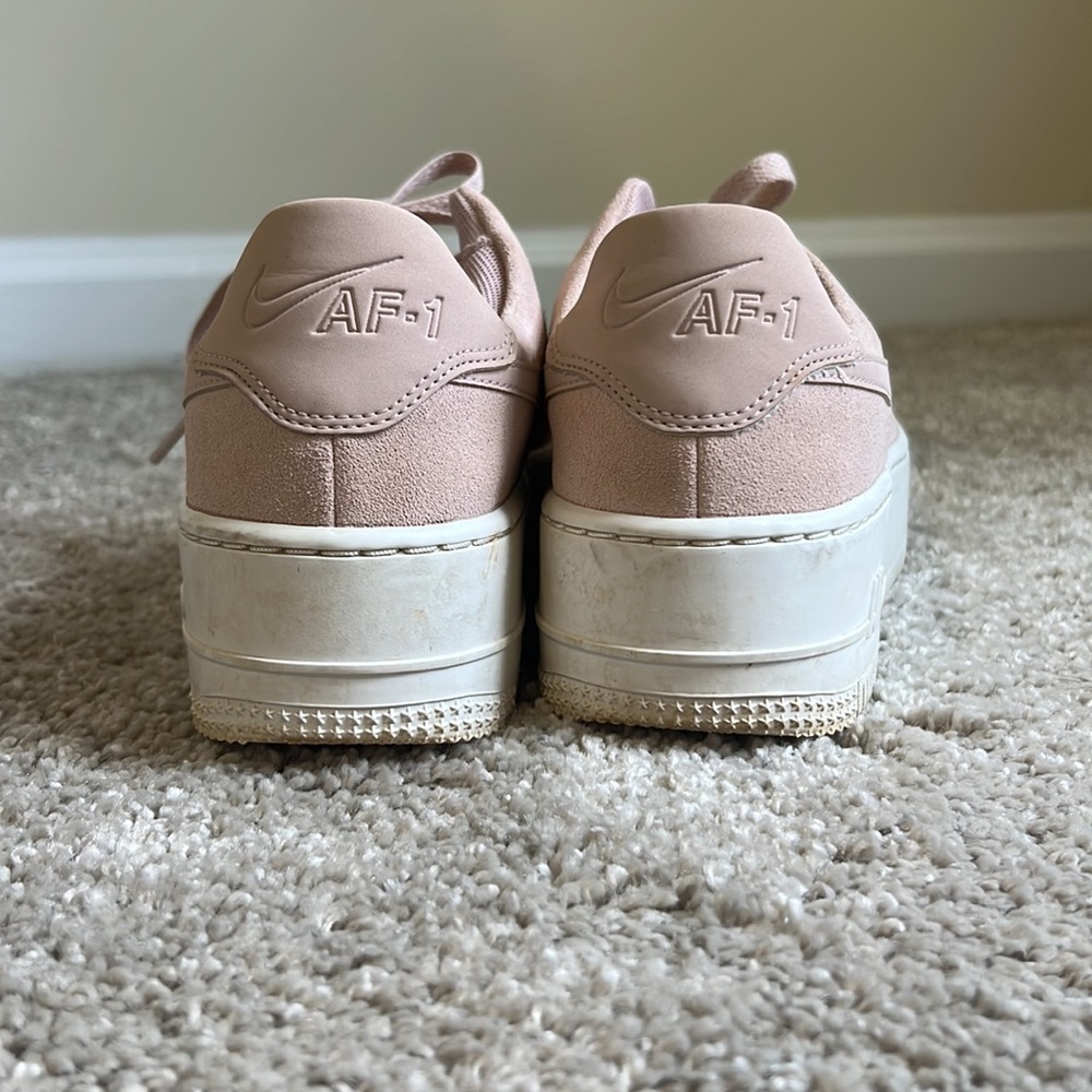 nike womens sage low